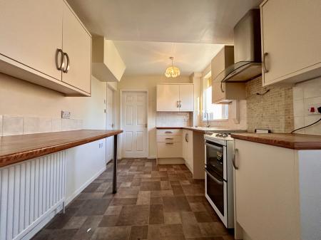 4 bedroom Detached house for sale in Alford Close, Breightmet, Bolton, BL2