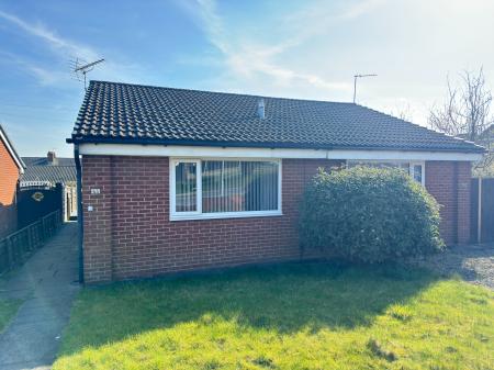 1 bedroom Semi-detached bungalow for sale in Alma Street, Radcliffe, Manchester, M26