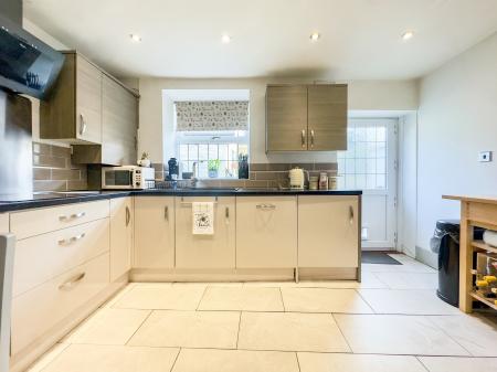 2 bedroom Terraced House for sale in Bolton Road, Edgworth, Bolton, BL7