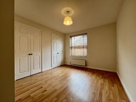 2 bedroom Flat for sale in Royal Court Drive, Bolton, BL1