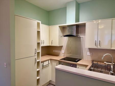 2 bedroom Flat for sale in Spencers Wood, Bromley Cross, Bolton, BL7