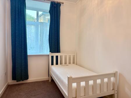 2 bedroom Flat for sale in Spencers Wood, Bromley Cross, Bolton, BL7