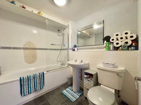 1 bedroom Flat for sale in Valley Mill, Cottonfields, Eagley, Bolton, BL7