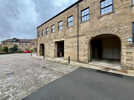 2 bedroom Flat for sale in Matlock Court, Arcon Village, Horwich, BL6