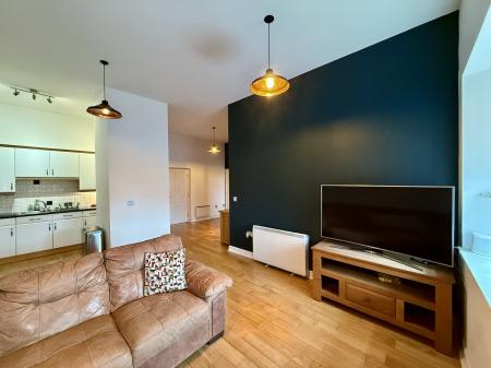 2 bedroom Flat for sale in Matlock Court, Arcon Village, Horwich, BL6