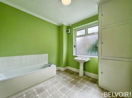 4 bedroom Detached house for sale in Green Lane, Bolton, BL3
