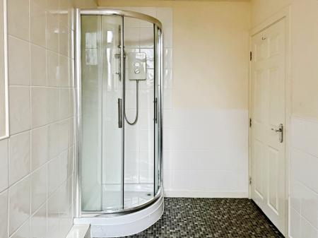 15 bedroom Block of Apartments for sale in 16 - 18 Rowena Street