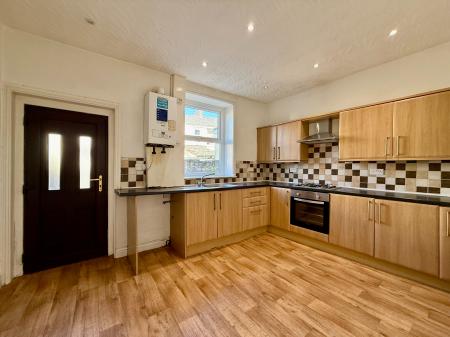 2 bedroom Terraced House to let in Preston Street, Darwen, BB3