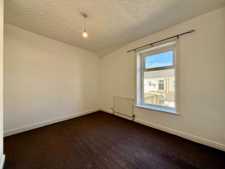 2 bedroom Terraced House to let in Preston Street, Darwen, BB3
