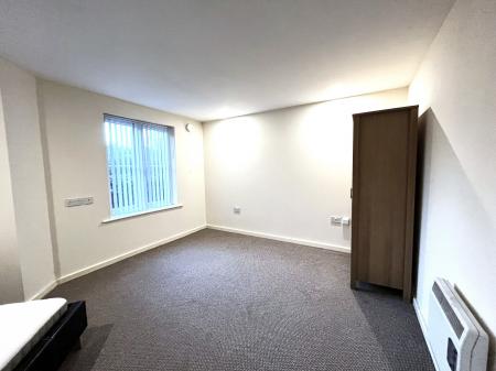 2 bedroom Flat to let in Waterside Gardens, Eagley Brook Way, Astley Bridge, Bolton, BL1