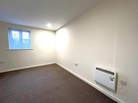 2 bedroom Flat to let in Waterside Gardens, Eagley Brook Way, Astley Bridge, Bolton, BL1