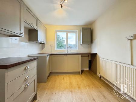 3 bedroom Semi-detached house for sale in Darwen Road, Bromley Cross, Bolton, BL7