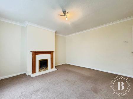 3 bedroom Semi-detached house for sale in Darwen Road, Bromley Cross, Bolton, BL7