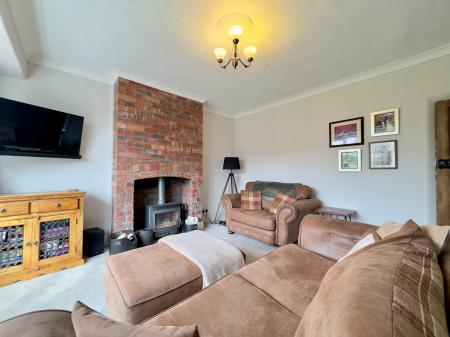 3 bedroom Semi-detached house for sale in Blackburn Road, Egerton, Bolton, BL7