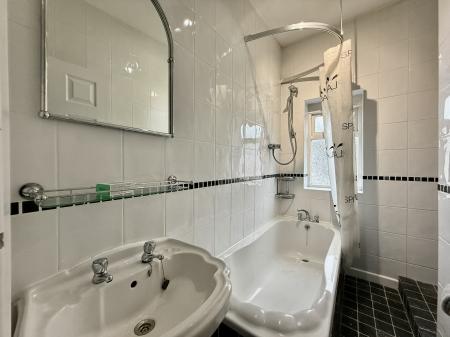 2 bedroom Terraced House to let in Faith Street, Heaton, Bolton, BL1