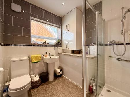 2 bedroom Bungalow to let in Moss Bank Close, Astley Bridge, Bolton, BL1
