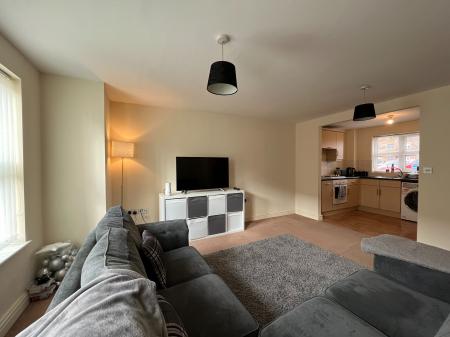 2 bedroom Flat to let in St Johns Court, Chorley Road, Westhoughton, Bolton, BL5