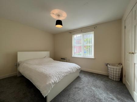 2 bedroom Flat to let in St Johns Court, Chorley Road, Westhoughton, Bolton, BL5
