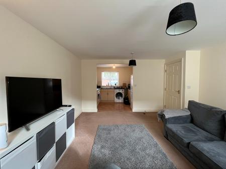 2 bedroom Flat to let in St Johns Court, Chorley Road, Westhoughton, Bolton, BL5