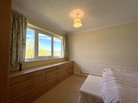 4 bedroom Detached house to let in Willow Hey, Bromley Cross, Bolton, BL7