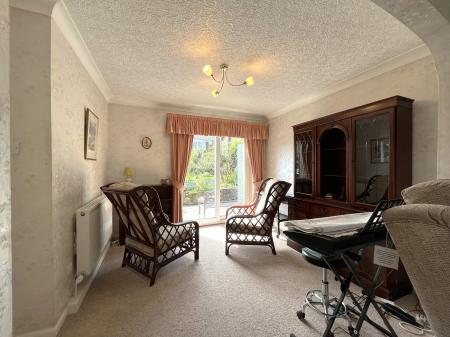 4 bedroom Detached house to let in Willow Hey, Bromley Cross, Bolton, BL7