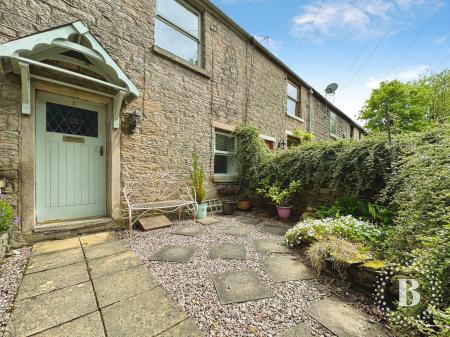 2 bedroom End of terrace house for sale in Clough Street, Darwen, BB3