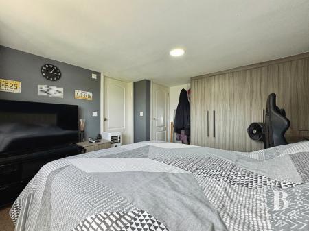 4 bedroom Semi-detached house for sale in Eastgrove Avenue, Bolton, BL1