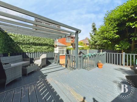4 bedroom Semi-detached house for sale in Eastgrove Avenue, Bolton, BL1