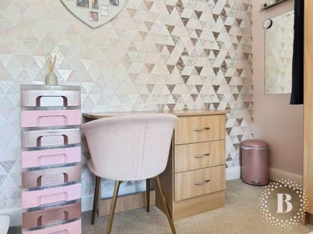 4 bedroom Semi-detached house for sale in Eastgrove Avenue, Bolton, BL1