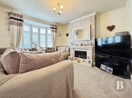 4 bedroom Semi-detached house for sale in Eastgrove Avenue, Bolton, BL1