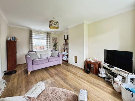 3 bedroom Semi-detached house to let in Singleton Avenue, Horwich, Bolton, BL6