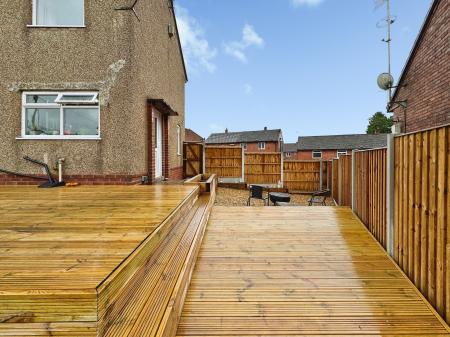 3 bedroom Semi-detached house to let in Singleton Avenue, Horwich, Bolton, BL6