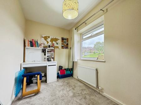 3 bedroom Semi-detached house to let in Singleton Avenue, Horwich, Bolton, BL6