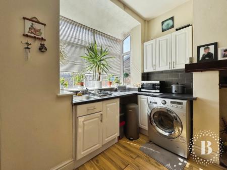 2 bedroom Terraced House for sale in Tottington Road, Harwood, Bolton, BL2