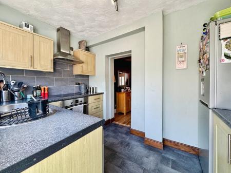 3 bedroom Terraced House for sale in Hough Lane, Bromley Cross, Bolton, BL7