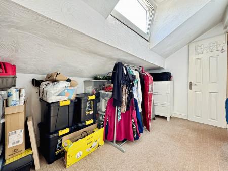 3 bedroom Terraced House for sale in Hough Lane, Bromley Cross, Bolton, BL7