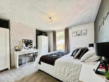 3 bedroom Terraced House for sale in Hough Lane, Bromley Cross, Bolton, BL7