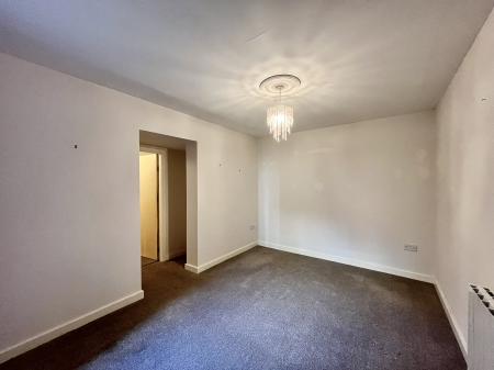 2 bedroom Flat to let in Spencers Wood, Bromley Cross, Bolton, BL7