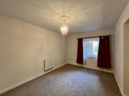 2 bedroom Flat to let in Spencers Wood, Bromley Cross, Bolton, BL7
