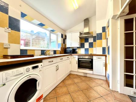 2 bedroom Terraced House to let in Darwen Road, Bromley Cross, Bolton, BL7