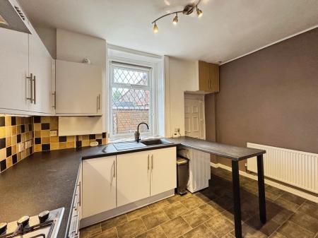 2 bedroom Terraced House to let in Murton Terrace, Astley Bridge, Bolton, BL1