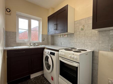 2 bedroom Flat to let in Torrisdale Close, Deane, Bolton, BL3