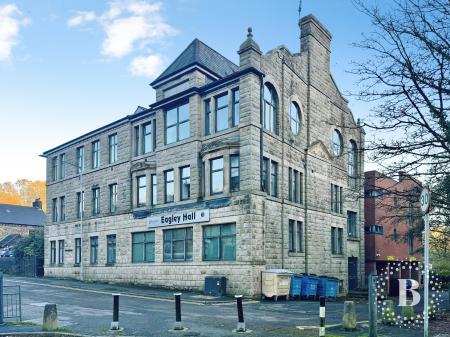 2 bedroom Flat for sale in Spencers Wood, Bromley Cross, Bolton, BL7
