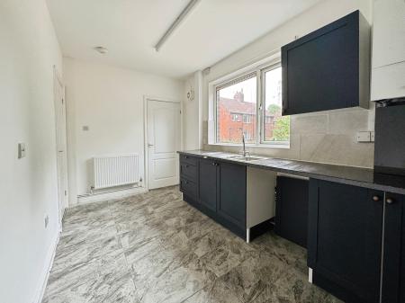 3 bedroom Semi-detached house to let in Valpy Avenue, Tonge Moor, Bolton, BL2