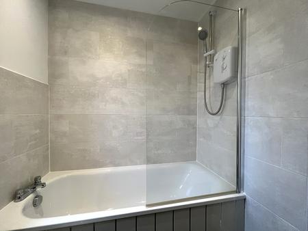 4 bedroom Detached house to let in Platt Lane, Wigan, Wigan, WN1