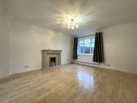 4 bedroom Detached house to let in Platt Lane, Wigan, Wigan, WN1