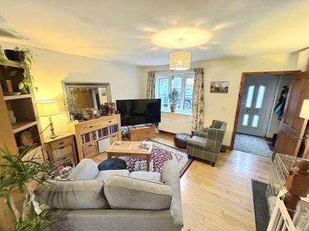 3 bedroom End of terrace house to let in The Old School Yard, Swineshead, PE20