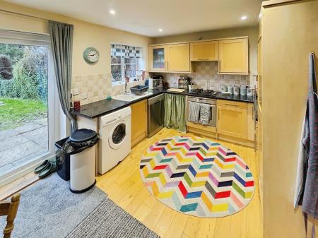 3 bedroom End of terrace house to let in The Old School Yard, Swineshead, PE20