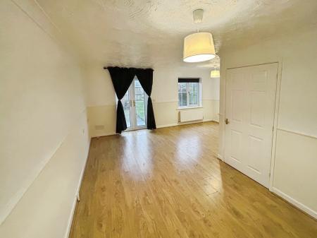 3 bedroom Semi-detached house to let in Boothby Close, Kirton, PE20