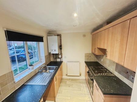 3 bedroom Semi-detached house to let in Boothby Close, Kirton, PE20